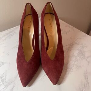 Brand new never worn M. Gemi heels made it Italy. Burgundy suede